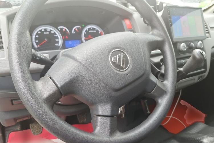 Used Foton Scenic G7 2022 2.4L Gasoline Commercial Version Short Wheelbase High-Roof Van 2 Seats Model 4K22D4M Steering Wheel