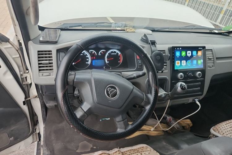 Used Foton Scenic G7 2022 2.4L Gasoline Commercial Version Long Wheelbase Low-Roof Van 2 Seats 4K22D4M Steering Wheel
