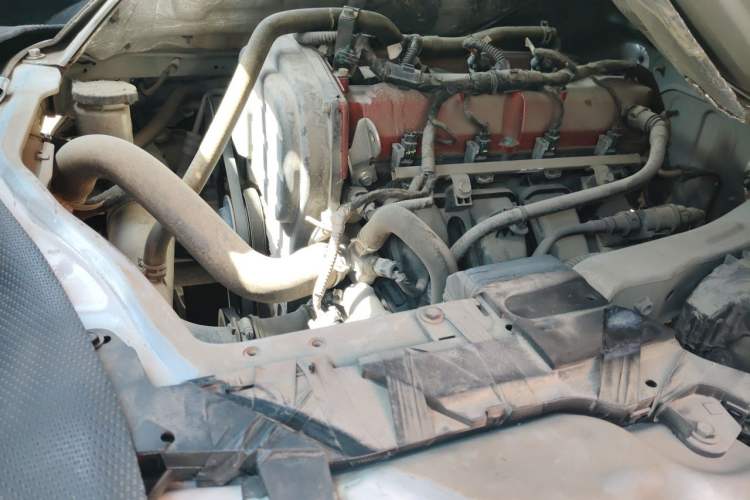 Used Foton Scenic G7  Engine Bay Right