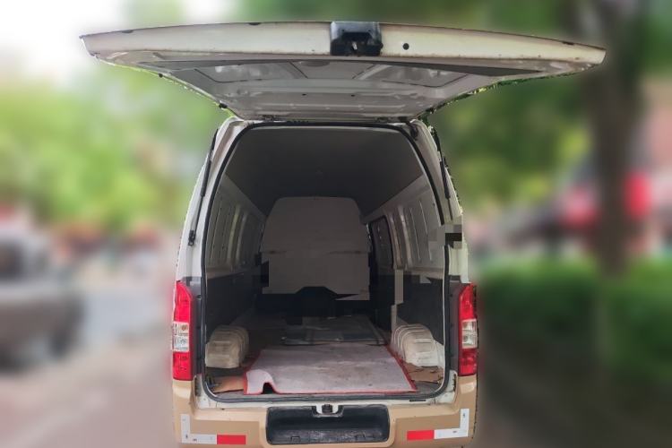 Used Foton Scenic G7 2023 2.4L CNG Commercial Version Long Wheelbase High-Roof Van with 2 Seats Trunk