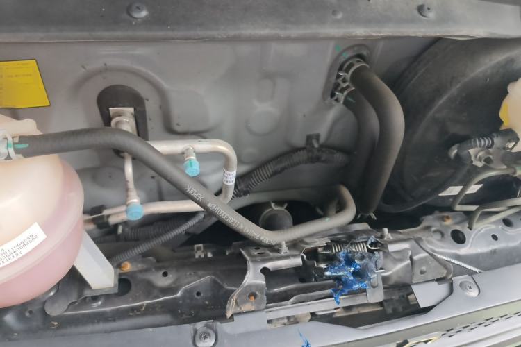 Used Foton Scenic G7  Engine Bay