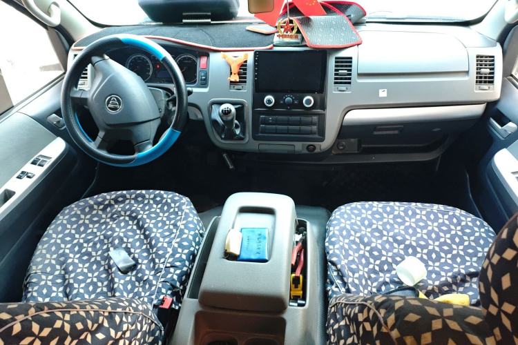 Used Foton Scenic G7 2023 2.4L CNG Commercial Version Long Wheelbase High-Roof Van with 5 Seats Center Console