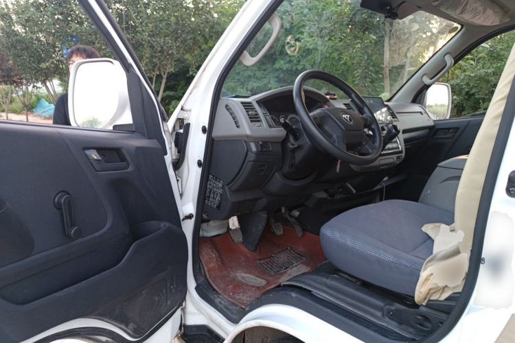 Used Foton Scenic G7 2023 2.4L CNG Commercial Version Long Wheelbase High-Roof Van with 2 Seats Driver Seat