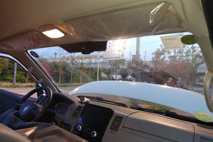 Used Foton Scenic G7 2023 2.4L CNG Commercial Version Long Wheelbase High-Roof Van with 2 Seats Headliner
