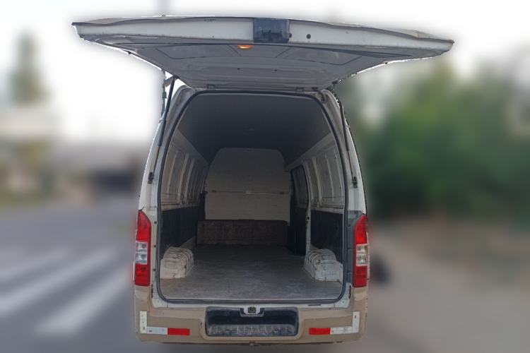 Used Foton Scenic G7 2023 2.4L CNG Commercial Version Long Wheelbase High-Roof Van with 2 Seats Trunk