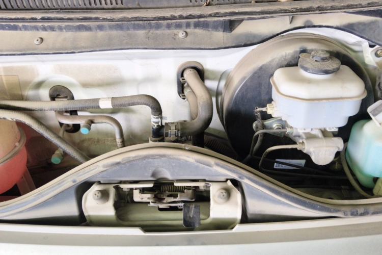 Used Foton Scenic G7 New Energy 2021 Zhilan Cargo Version High-Roof Model Engine Bay