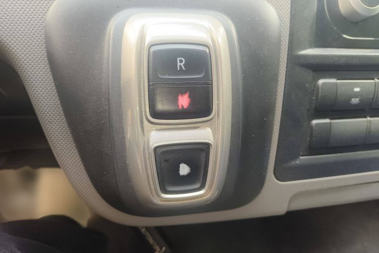 Used Foton Scenic G7 New Energy 2021 Zhilan Cargo Version High-Roof Model Gear Lever
