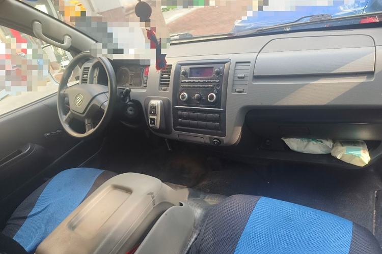 Used Foton Scenic G7 New Energy 2021 Zhilan Cargo Version High-Roof Model Interior 2