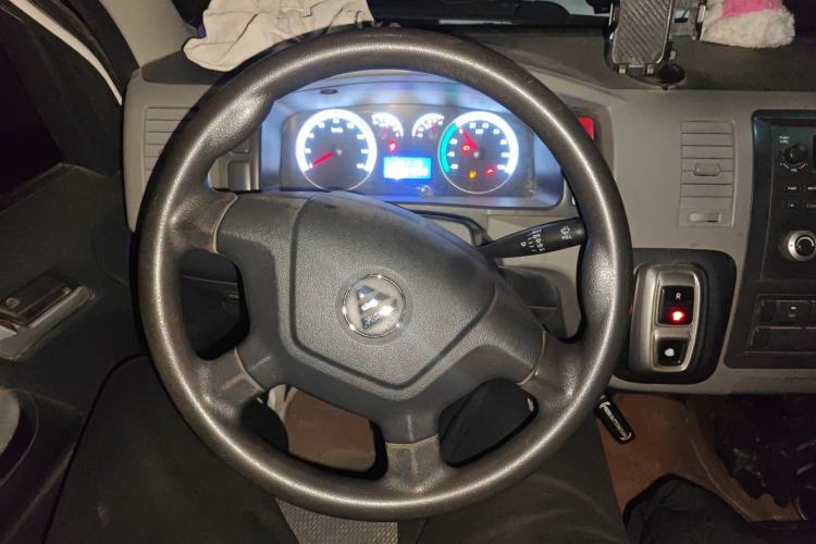 Used Foton Scenic G7 New Energy 2021 Zhilan Cargo Version High-Roof Model Steering Wheel