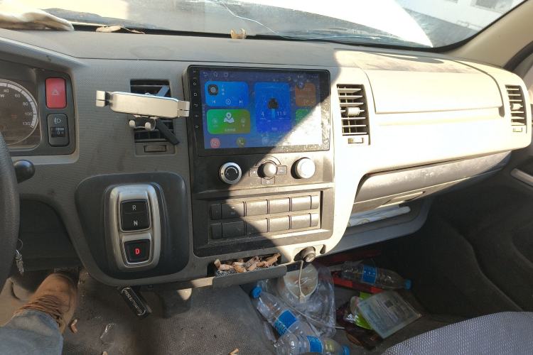 Used Foton Scenic G7 New Energy 2022 Van Long Wheelbase High Roof 2 Seats CATL 50.23 kWh Audio And AC Panel