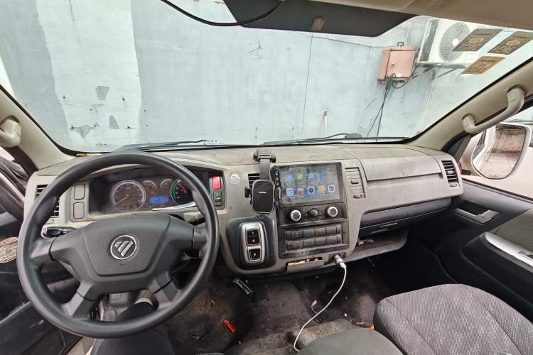 Used Foton Scenic G7 New Energy 2022 Van Long Wheelbase High Roof 2 Seats CATL 50.23 kWh Center Console