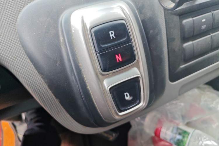 Used Foton Scenic G7 New Energy 2022 Van Long Wheelbase High Roof 2 Seats CATL 50.23 kWh Gear Lever