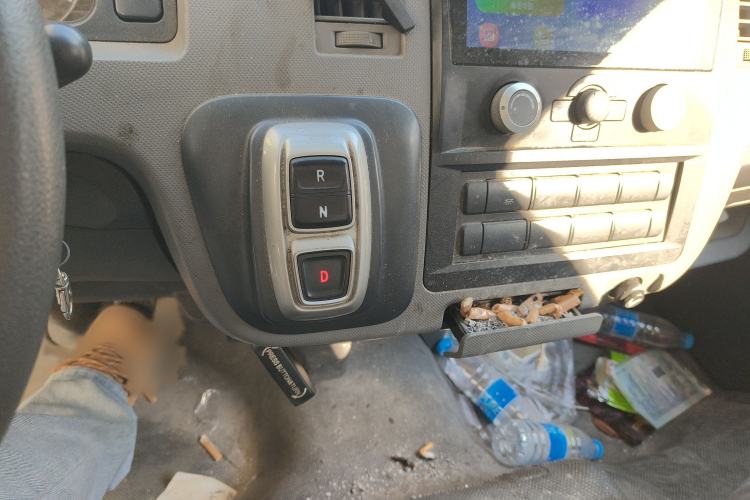 Used Foton Scenic G7 New Energy 2022 Van Long Wheelbase High Roof 2 Seats CATL 50.23 kWh Gear Lever