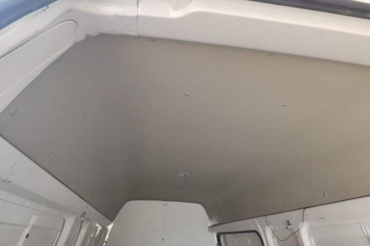 Used Foton Scenic G7 New Energy 2022 Van Long Wheelbase High Roof 2 Seats CATL 50.23 kWh Headliner