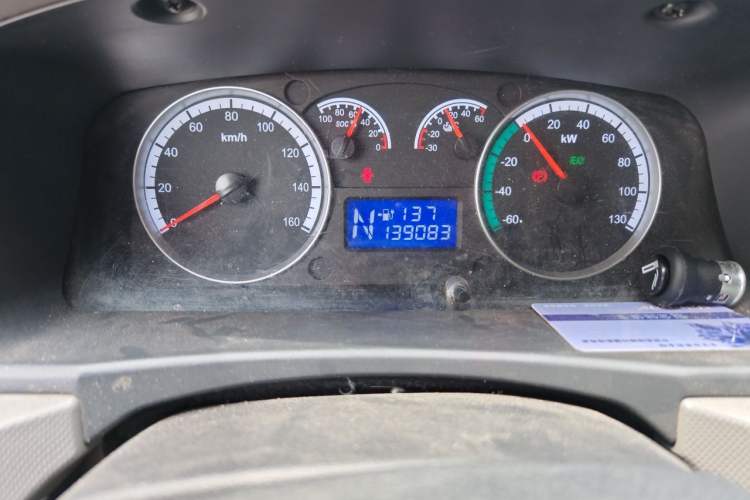 Used Foton Scenic G7 New Energy 2022 Van Long Wheelbase High Roof 2 Seats CATL 50.23 kWh Odometer Close Up