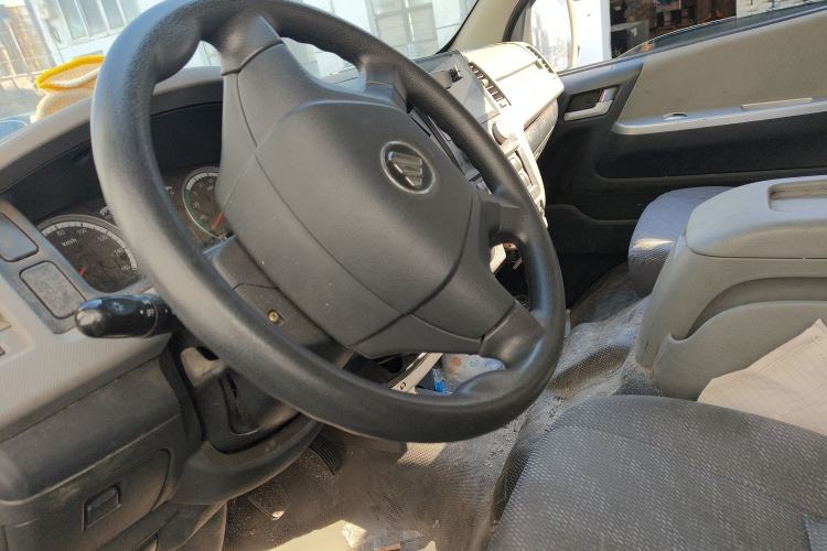 Used Foton Scenic G7 New Energy 2022 Van Long Wheelbase High Roof 2 Seats CATL 50.23 kWh Steering Wheel