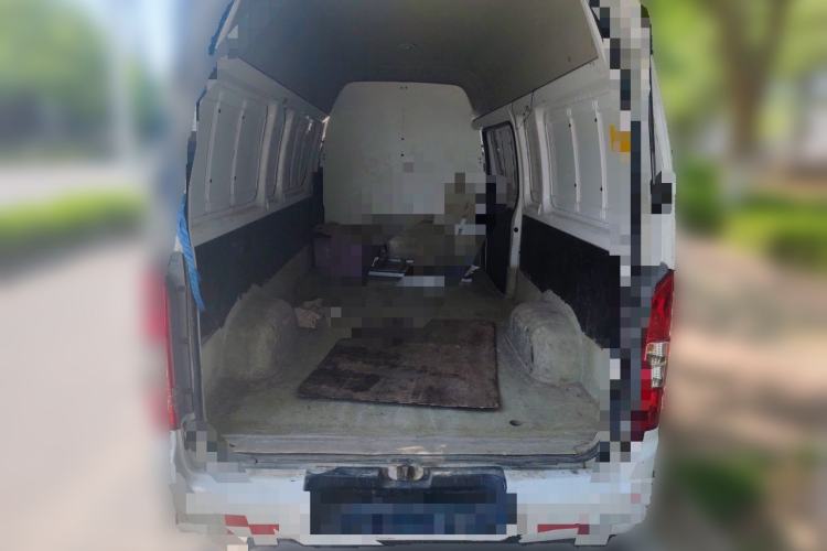 Used Foton Scenic G7 New Energy 2022 Van Long Wheelbase High Roof 2 Seats CATL 50.23 kWh Trunk