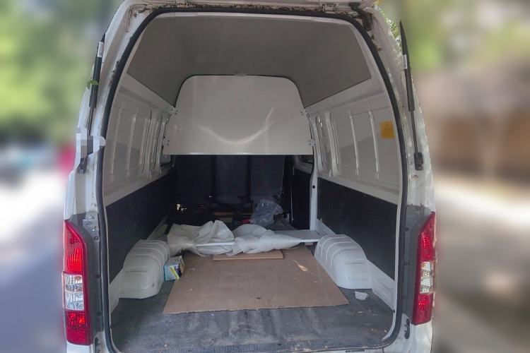 Used Foton Scenic G7 New Energy 2022 Van Long Wheelbase High Roof 5-Seater Equipped with CATL 50.23 kWh Battery Trunk