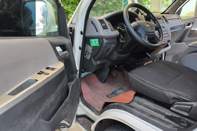 Used Foton Scenic G7 New Energy 2024 Box-Type Van Long Wheelbase High Roof 2 Seats CATL 53.58 kWh Driver Seat