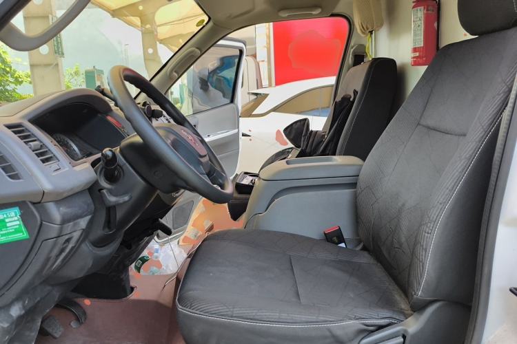 Used Foton Scenic G7 New Energy 2024 Box-Type Van Long Wheelbase High Roof 2 Seats CATL 53.58 kWh Left Front Seat