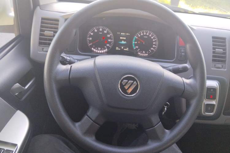 Used Foton Scenic G7 New Energy 2024 Box-Type Van Long Wheelbase High Roof 2 Seats CATL 50.23 kWh Steering Wheel
