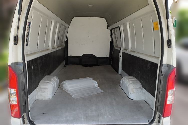 Used Foton Scenic G7 New Energy 2024 Box-Type Van Long Wheelbase High Roof 2 Seats CATL 53.58 kWh Trunk