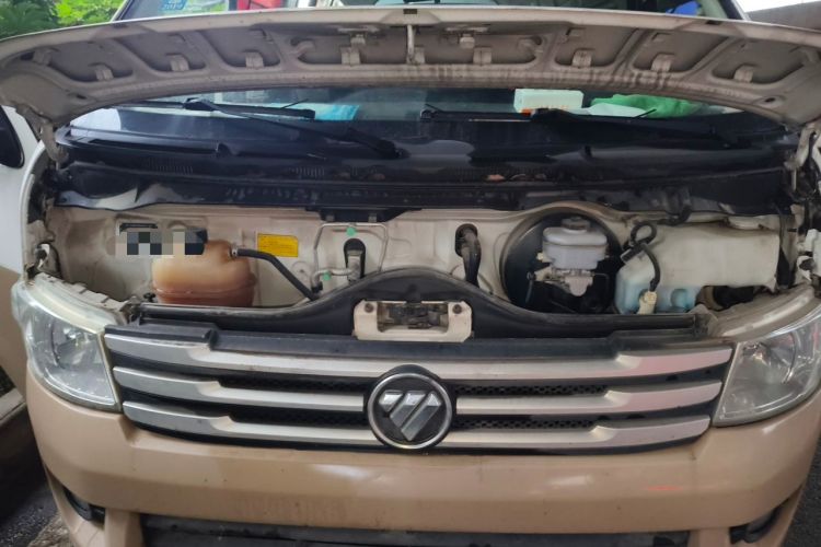 Used Foton Scenic G9 2016 2.4L Commercial Version Long Wheelbase 4G69 Engine Bay