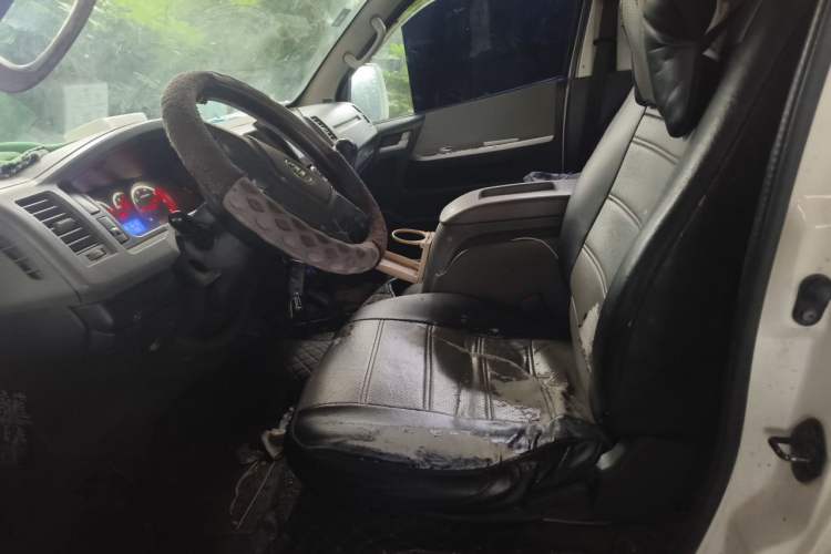 Used Foton Scenic G9 2016 2.4L Commercial Version Long Wheelbase 4G69 Left Front Seat