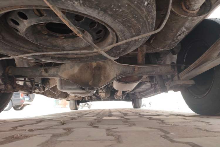 Used Foton Scenic G9 2016 2.4L Commercial Version Long Wheelbase 4G69 Chassis Rear