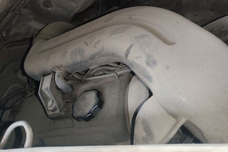 Used Foton Scenic G9 2016 2.4L Commercial Version Long Wheelbase 4G69 Engine Bay