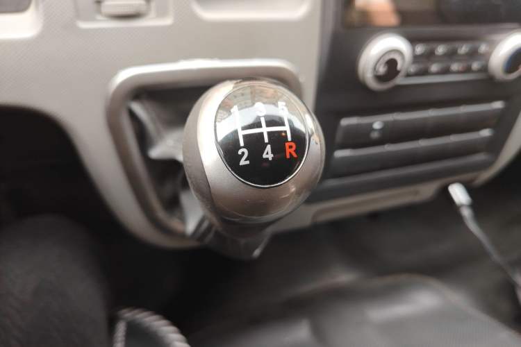 Used Foton Scenic G9 2016 2.4L Commercial Version Long Wheelbase 4G69 Gear Lever