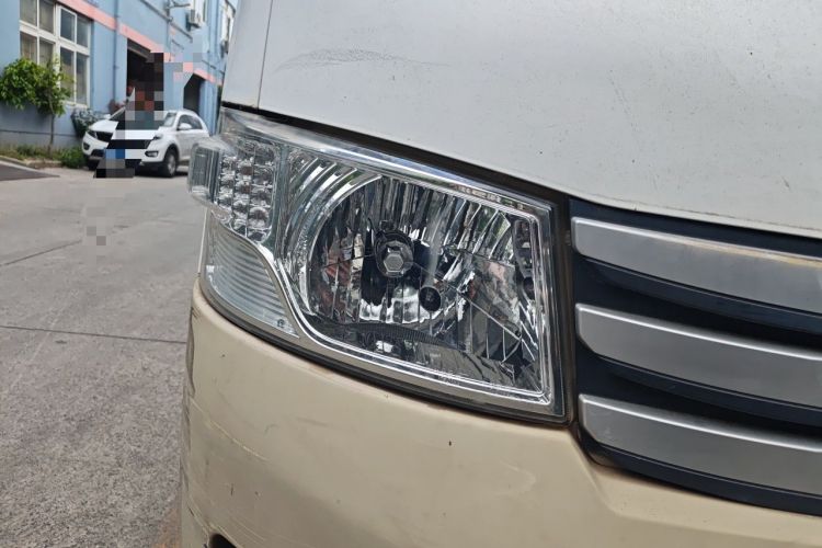 Used Foton Scenic G9 2016 2.4L Commercial Version Long Wheelbase 4G69 Right Front Headlight