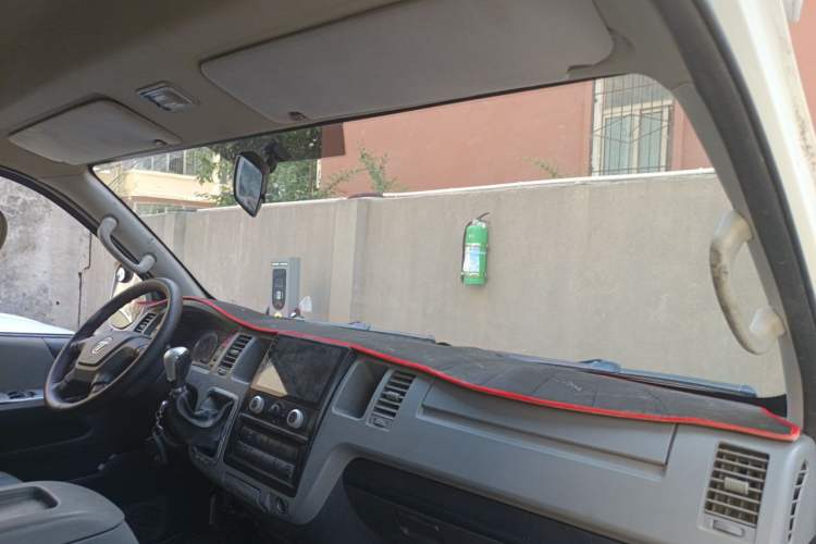Used Foton Scenic G9 2017 2.4L Gasoline Cargo Van Commercial Version Long Wheelbase Model 4G69 Headliner
