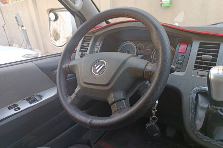 Used Foton Scenic G9 2017 2.4L Gasoline Cargo Van Commercial Version Long Wheelbase Model 4G69 Steering Wheel