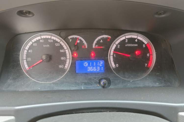 Used Foton Scenic G9 2017 2.4L Gasoline Commercial Version Long Wheelbase 9-Seater 4G69 Instrument Cluster