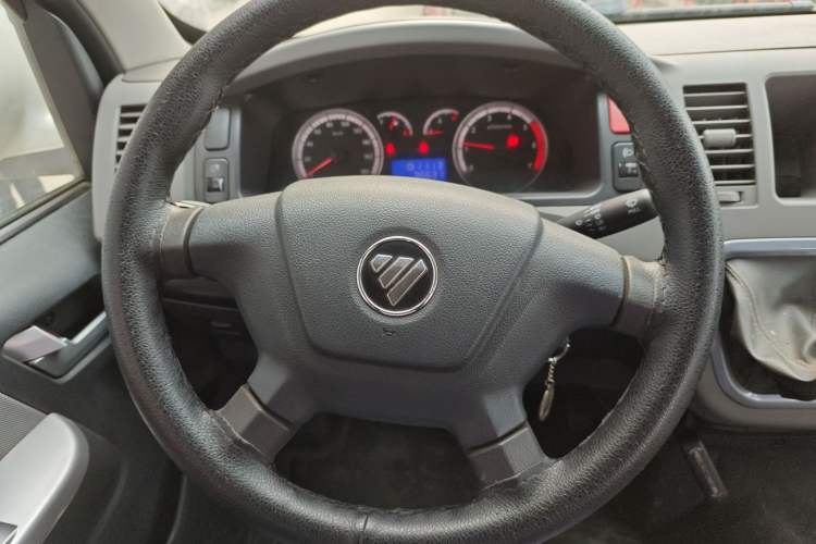 Used Foton Scenic G9 2017 2.4L Gasoline Commercial Version Long Wheelbase 9-Seater 4G69 Steering Wheel