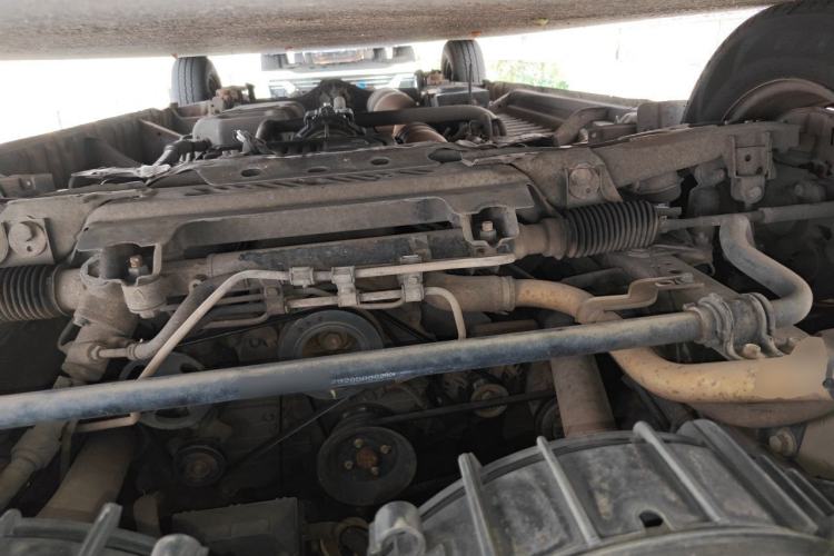 Used Foton Scenic G9  Engine Bay