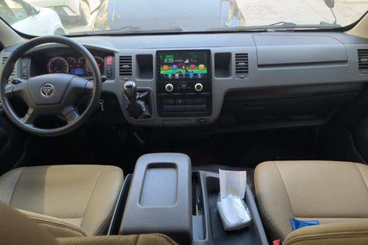 Used Foton Scenic G9 2019 2.4L Commercial Version Long Wheelbase High-Roof 9-Seater Multi-Purpose Passenger Vehicle 4G69S4M Center Console
