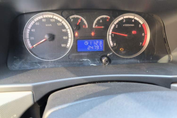 Used Foton Scenic G9 2019 2.4L Commercial Version Long Wheelbase High-Roof 9-Seater Multi-Purpose Passenger Vehicle 4G69S4M Odometer Close Up