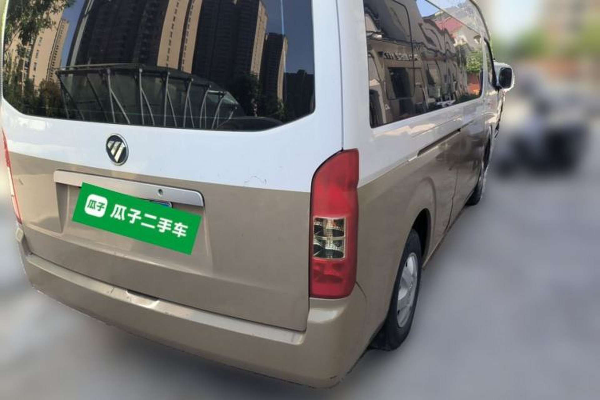 Used Foton Scenic G9 2019 2.4L Commercial Version Long Wheelbase High-Roof 9-Seater Multi-Purpose Passenger Vehicle 4G69S4M Rear Right 45 Deg