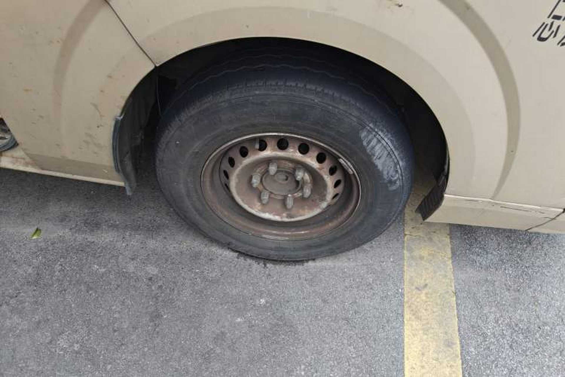 Used Foton Scenic G9 2020 2.8T Diesel Commercial Version Long Wheelbase High Roof 2-Seater Van 4J28TC3 Right Front Wheel Hub