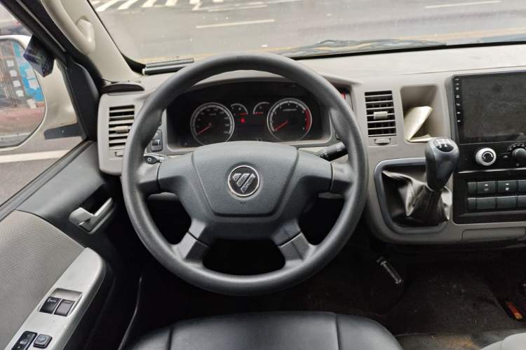 Used Foton Scenic G9 2020 2.4L Commercial Version Long Wheelbase High-Roof 9-Seater Business Vehicle China VI Emission Standard Model 4K22D4M Steering Wheel