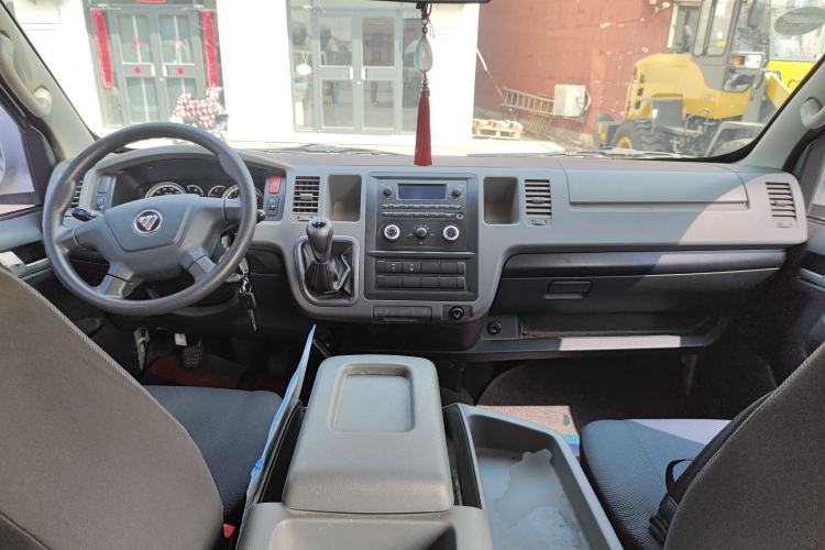 Used Foton Scenic G9 2020 2.4L Commercial Version Long Wheelbase High-Roof 9-Seater Business Vehicle China VI Emission Standard Model 4K22D4M Center Console