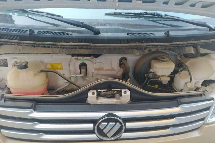 Used Foton Scenic G9 2020 2.4L Commercial Version Long Wheelbase High-Roof 9-Seater Business Vehicle China VI Emission Standard Model 4K22D4M Engine Bay