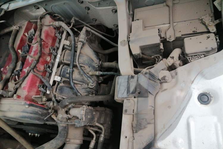 Used Foton Scenic G9 2020 2.4L Commercial Version Long Wheelbase High-Roof 9-Seater Business Vehicle China VI Emission Standard Model 4K22D4M Engine Bay Left