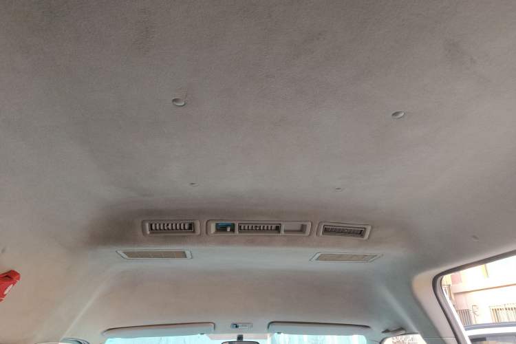 Used Foton Scenic G9 2020 2.8T Diesel Commercial Version Long Wheelbase High Roof 6-Seater with Clear Windows 4J28TC3 Headliner