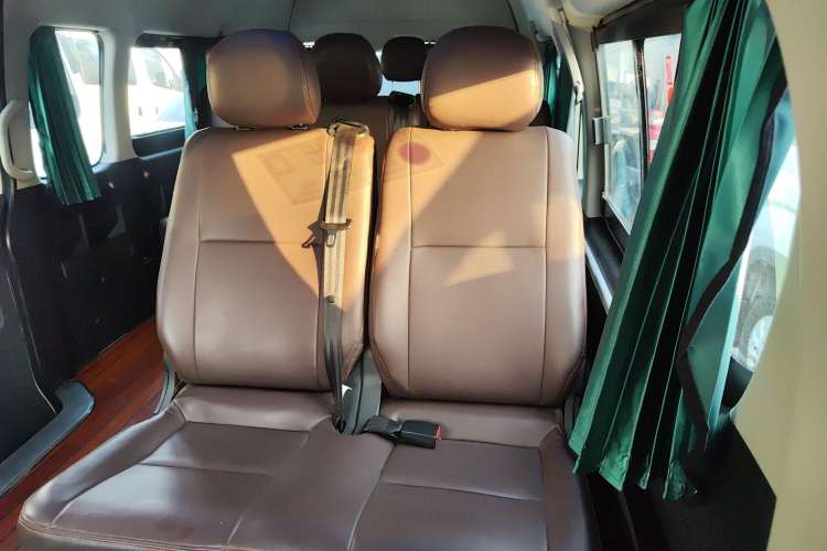 Used Foton Scenic G9 2020 2.4L Commercial Version Long Wheelbase High-Roof 9-Seater Business Vehicle China VI Emission Standard Model 4K22D4M Interior 1