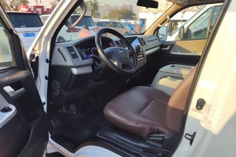 Used Foton Scenic G9 2020 2.4L Commercial Version Long Wheelbase High-Roof 9-Seater Business Vehicle China VI Emission Standard Model 4K22D4M Interior 2
