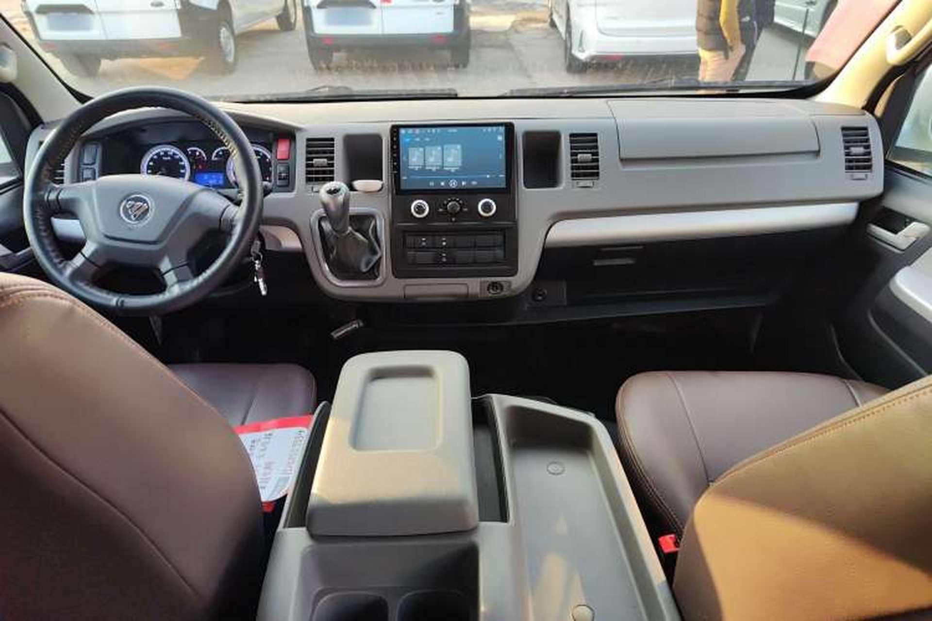 Used Foton Scenic G9 2020 2.4L Commercial Version Long Wheelbase High-Roof 9-Seater Business Vehicle China VI Emission Standard Model 4K22D4M Interior 3