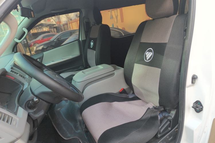 Used Foton Scenic G9 2020 2.8T Diesel Commercial Version Long Wheelbase High Roof 6-Seater with Clear Windows 4J28TC3 Left Front Seat